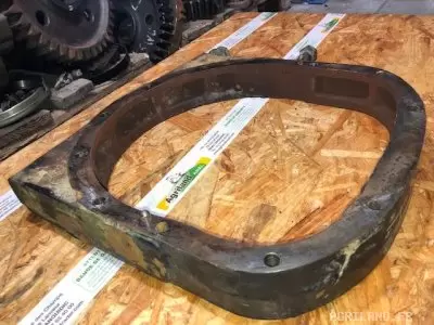 ENTRETOISE DE BOITE DE VITESSE