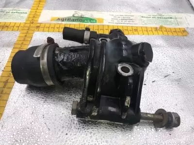 SUPPORT DE POMPE À EAU 