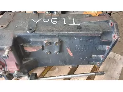 CARTER AVANT DE BOITE DE VITESSE COMPLET