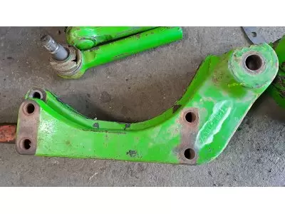 BIELLE DE DIRECTION AV DROITE ET AR GAUCHE