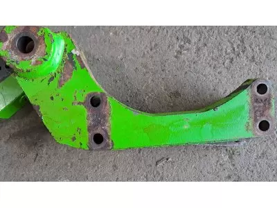 BIELLE DE DIRECTION AVANT GAUCHE ARRIERE DROITE