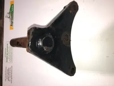 SUPPORT GAUCHE DE VERIN