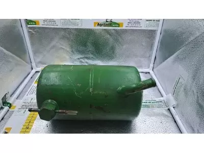 RESERVE D HUILE HYDRAULIQUE ET BOUCHON