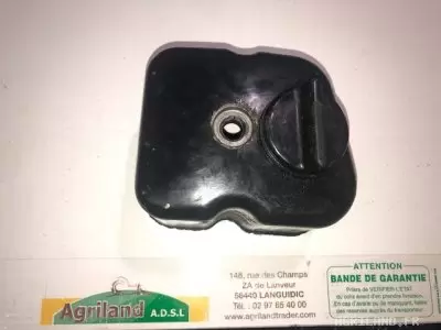 COUVERCLE DE SOUPAPE AVEC BOUCHON 