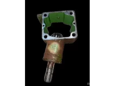 CARTER DE BOITIER AVEC ARBRE 