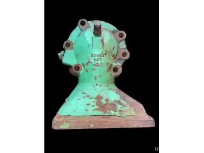 BOITIER AVEC ARBRE CONIQUE Z10