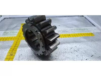 PIGNON DE BOITIER Z15 