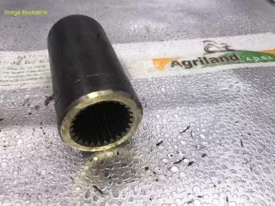 RACCORD CANNELÉ DE LA POMPE À HUILE 