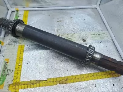 ARBRE MENANT (SANS SORTIE PTO) 1"3/4