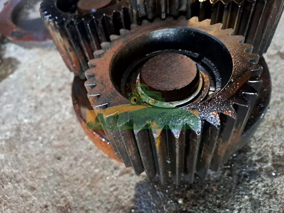 SATELLITE REDUCTEUR ARRIERE LP : 1230