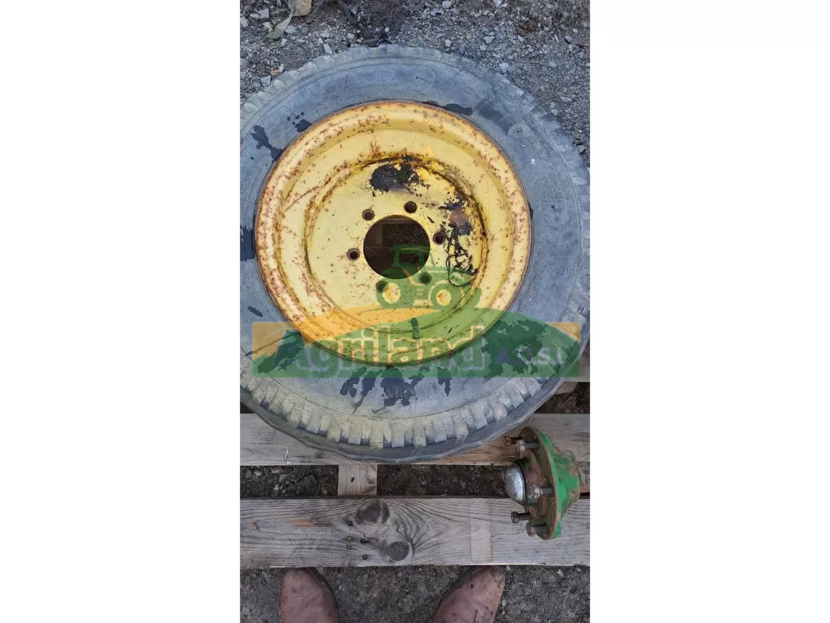 ROUE JOHN DEERE 1365 OCCASION 10,0/75 X 15,3-8 PR JANTE, VOILE, PNEU LP : 1739