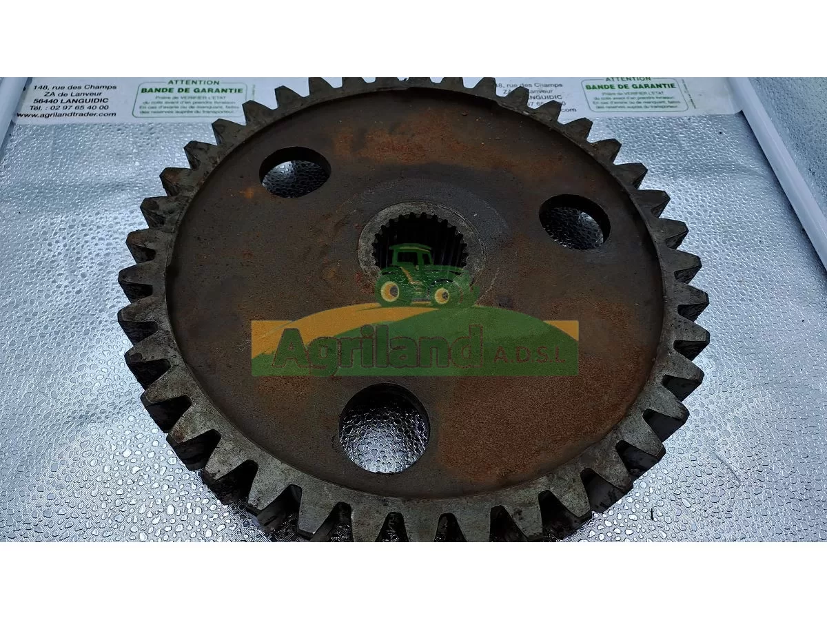 PIGNON LATERAL Z  LP : 647