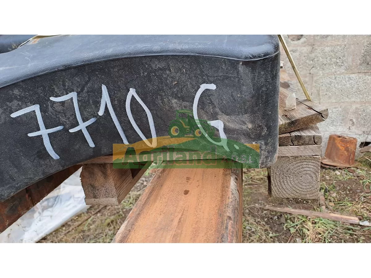 RESERVOIR A CARBURANT GAUCHE LP : 904