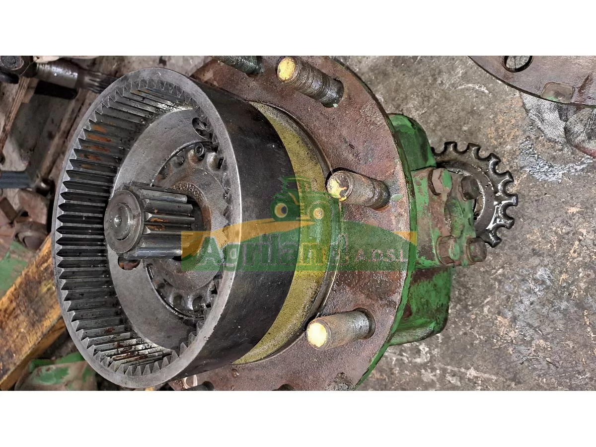 MOYEU DE ROUE AVANT  LP : 627