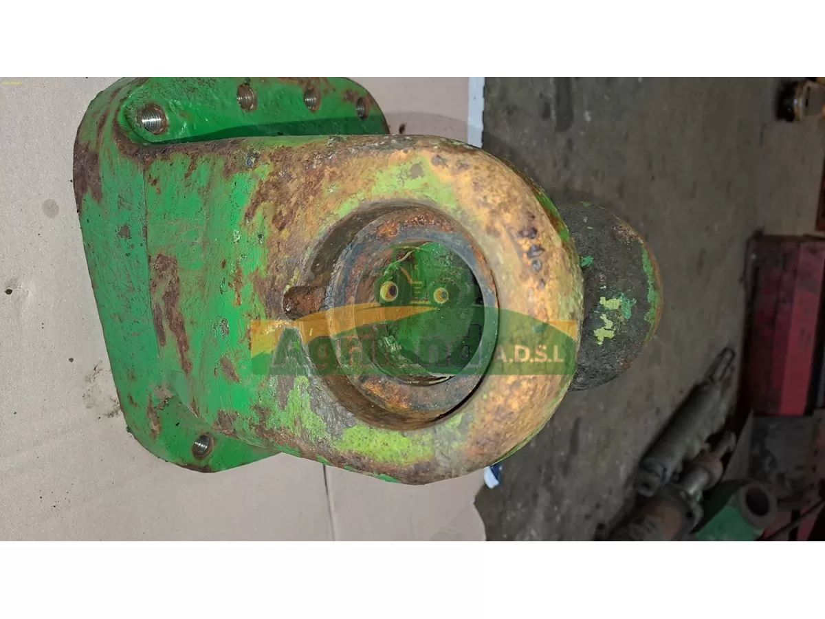 CHAPE DE PONT AVANT GAUCHE LP : 627