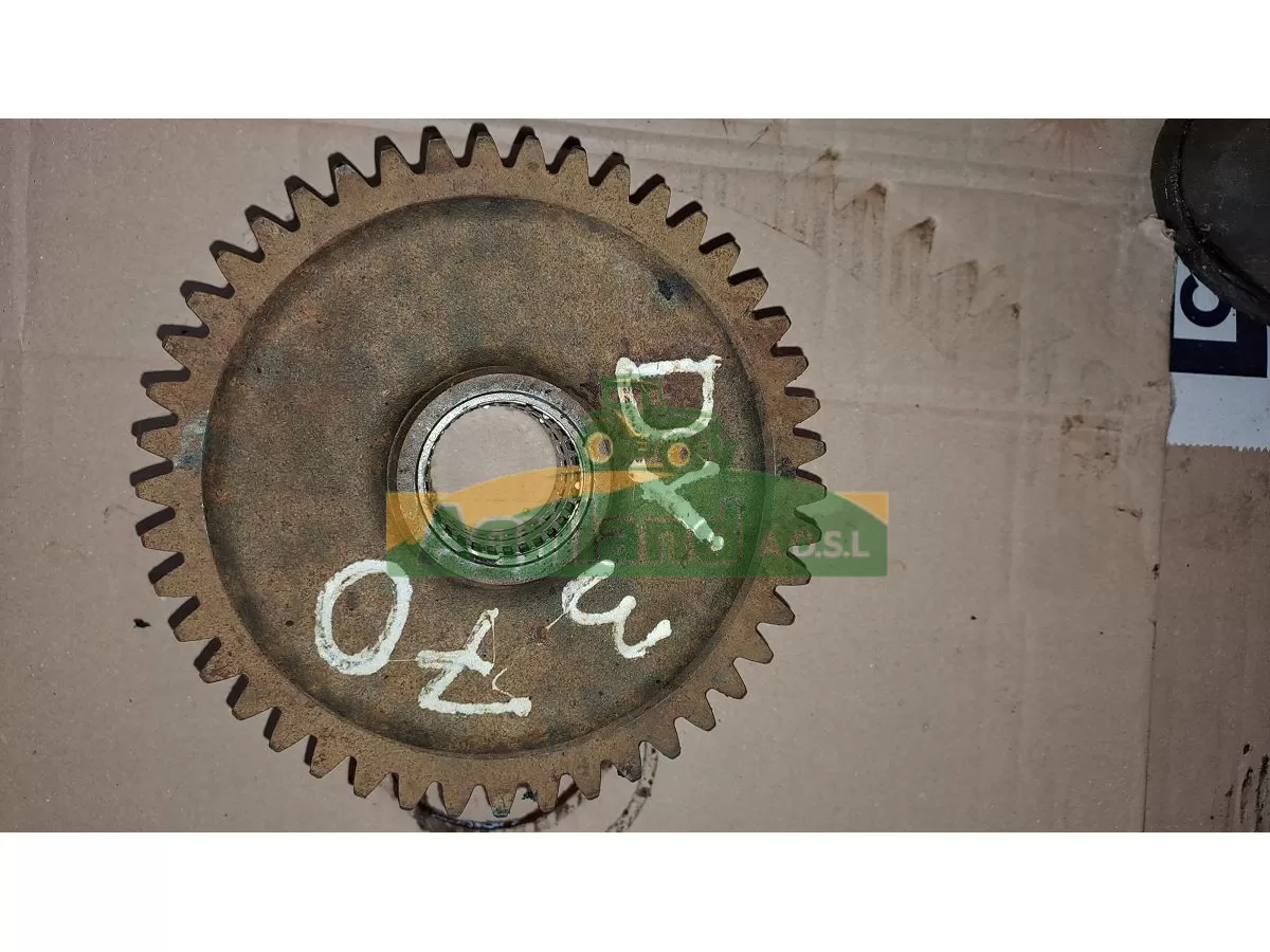 BLOC PTO ARRIERE AVEC ARBRE ET PIGNON LP : 805