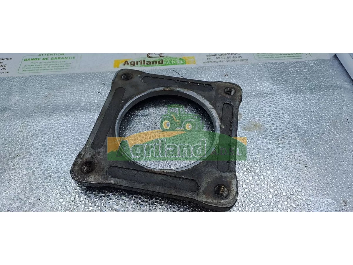 PALIER INTERIEUR INFERIEUR FILETE LATERAL ET CENTRAL LP : 1765