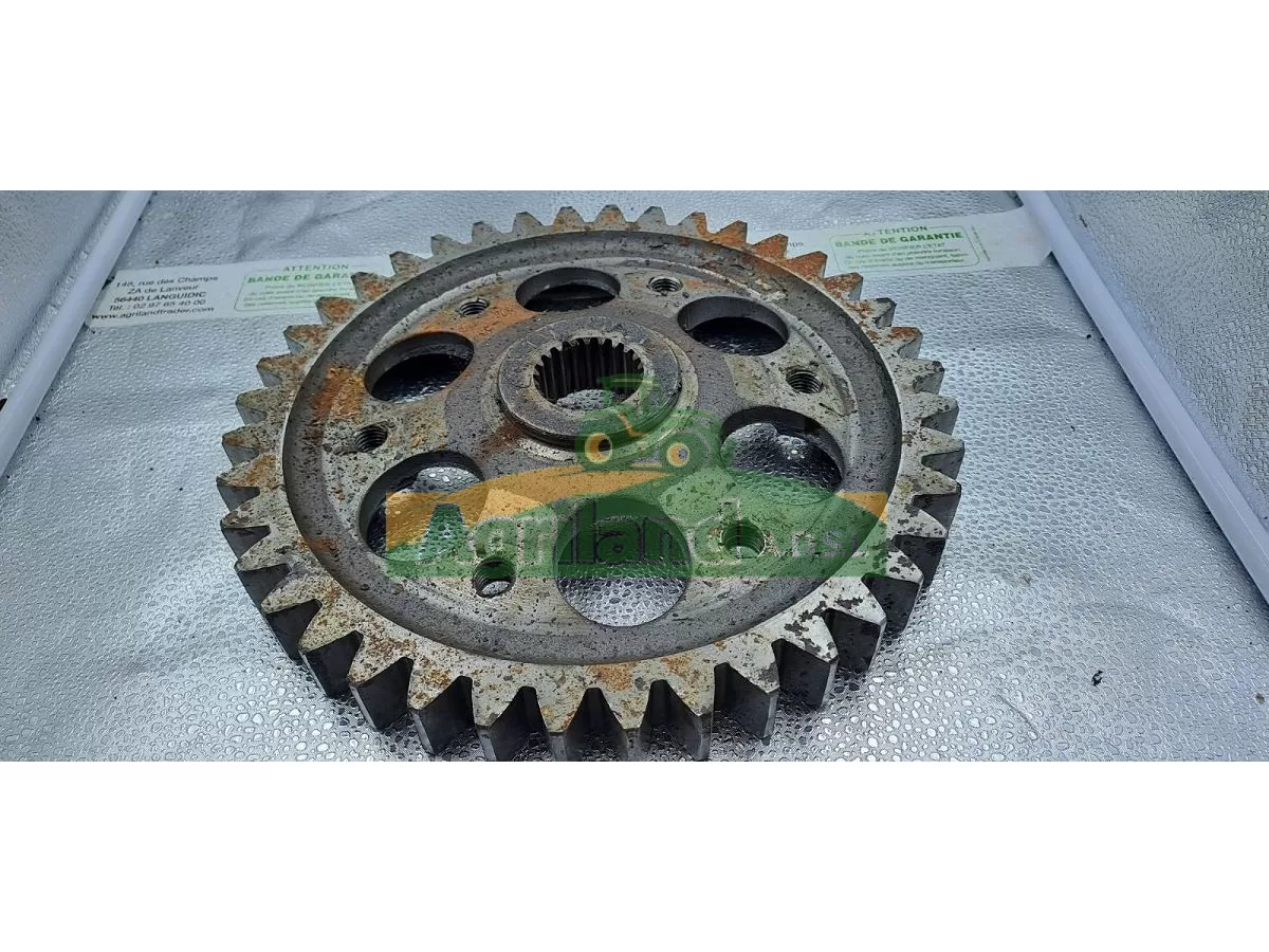 PIGNON CENTRAL Z40 KE 302 KE 303 LP : 850