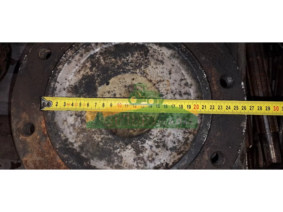 ARBRE DE ROUE ARRIERE D ET G Z35 LP : 1118