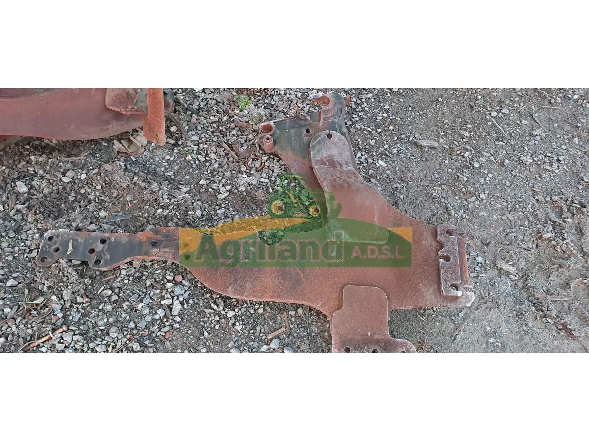 BATI DE CHARGEUR AD 05 LP : 1098