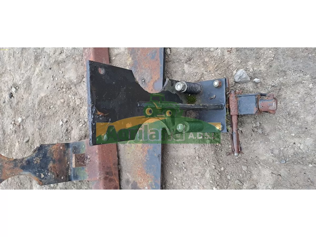 BARRE NIVELLEUSE SUR RESSORT LP : 1813