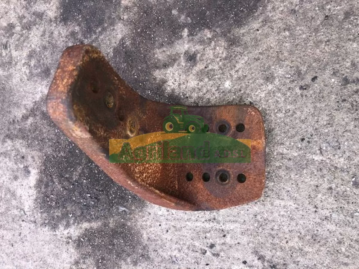 SUPPORT AILE AVANT GAUCHE  LP : 1860