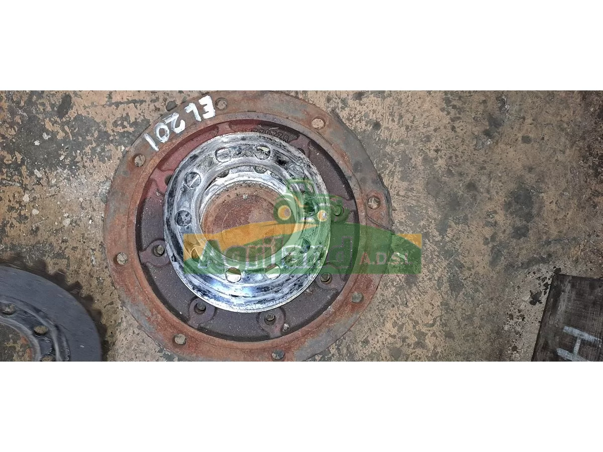 MOYEU DE ROUE CONIQUE  LP : 1122