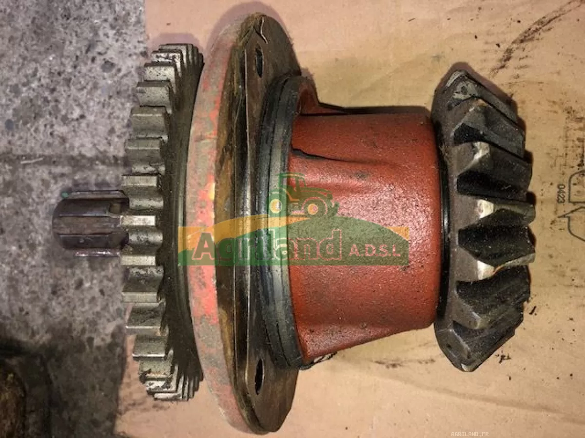 COUVERCLE DU CARTER CENTRAL  LP : 902