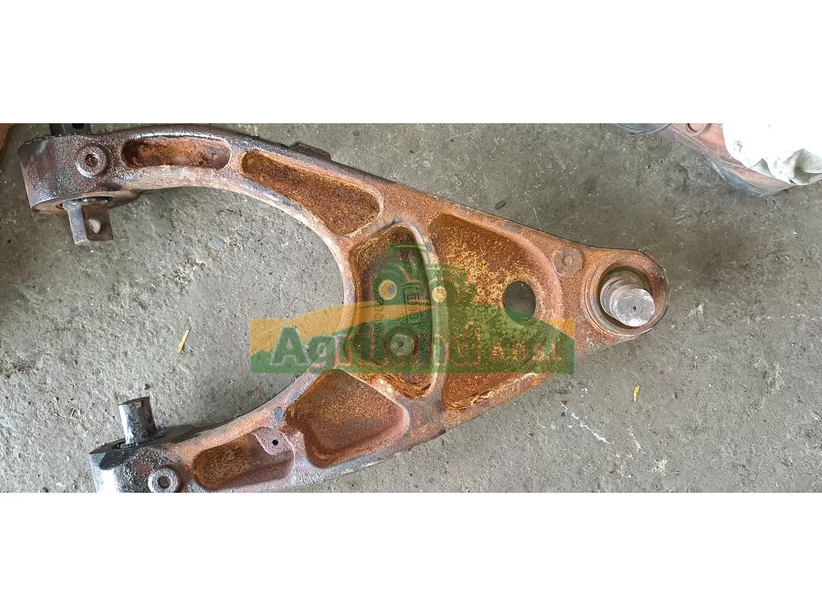 TRIANGLE SUPERIEURE DROIT DE PONT AVANT LP : 1805