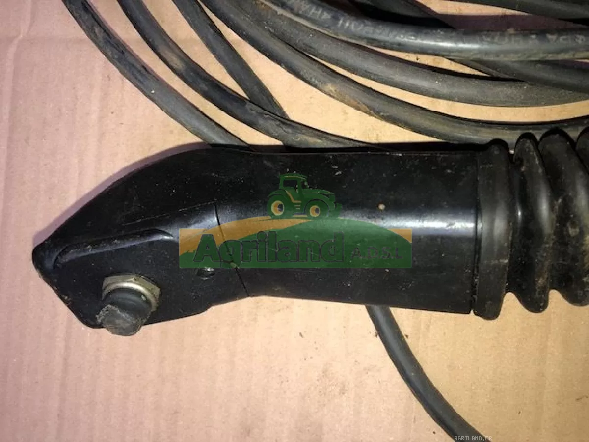 POIGNEE DE COMMANDE  LP : 1233