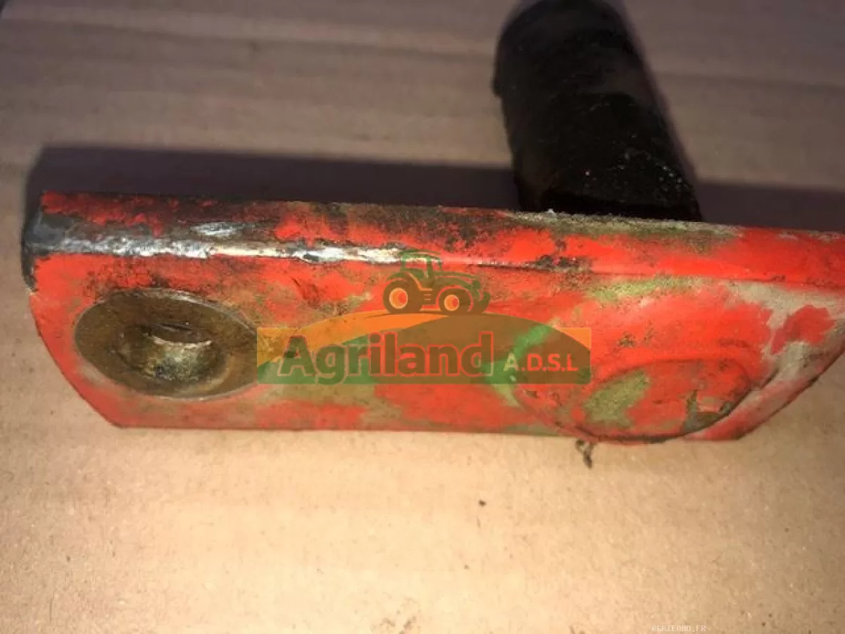 AXE DE LA POTENCE  LP : 877