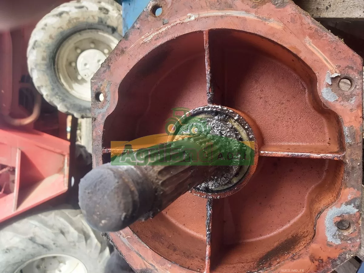 BOITIER RABEWERK AVEC ENTREE 1"3/4 ET SORTIE AR 1"3/8 LP : 1878