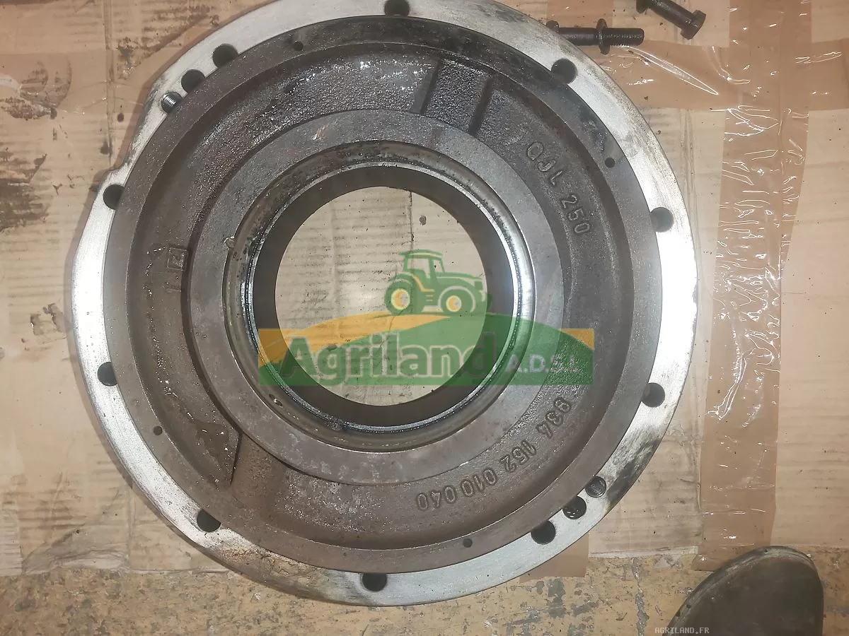 CARTER DE FREIN GAUCHE (BRIDE DE ROULEMENT) LP : 1805