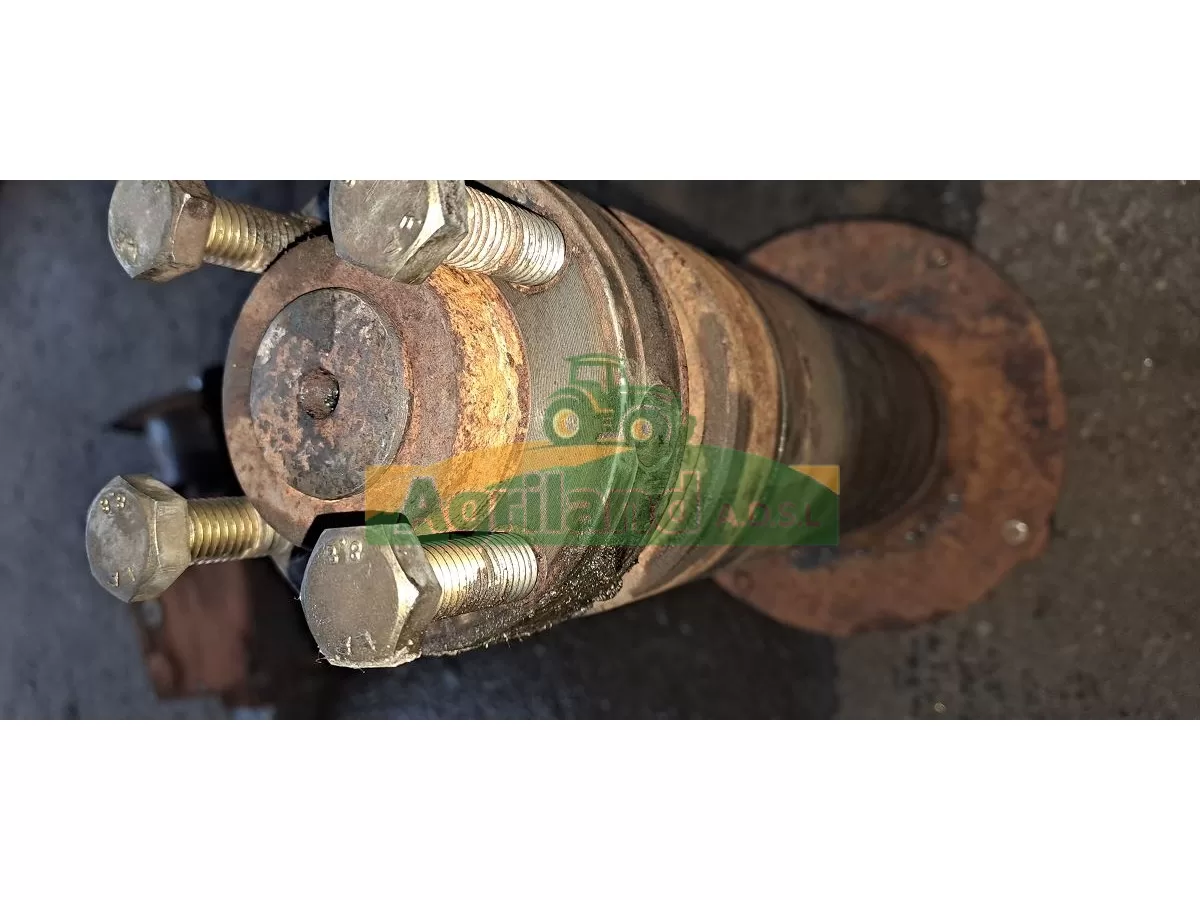 BOITIER COMPLET RENVOI D ANGLE AVEC COUPLE CONIQUE Z12/32 LP : 1834