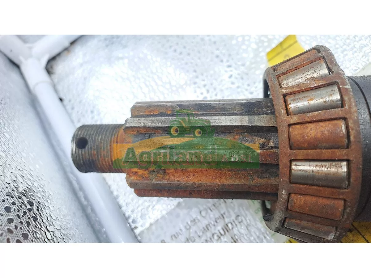 ARBRE PRIMAIRE AVEC SORTIE PTO ARRIERE