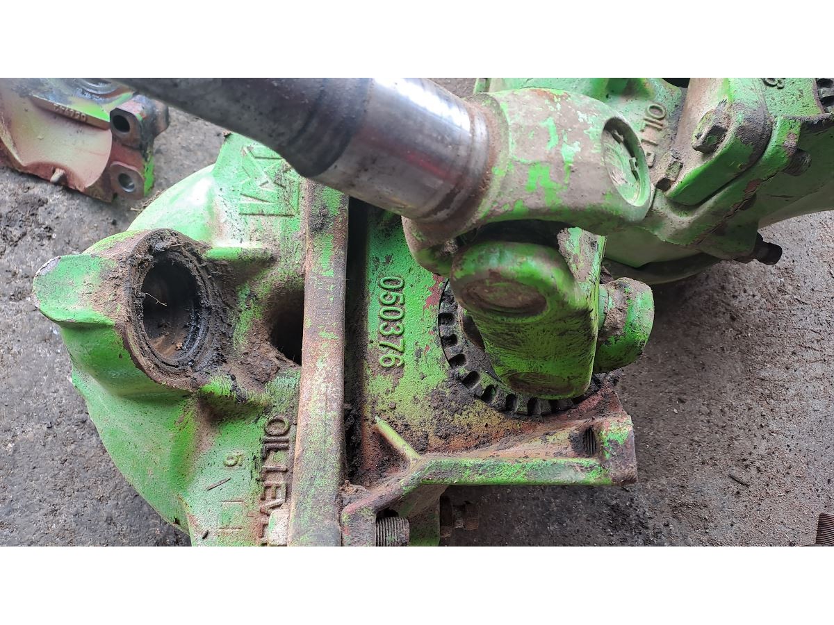 REDUCTEUR COMPLET AVEC COISILLON DOUBLE, COQUILLE ET CARDAN AV ET AR D ET G