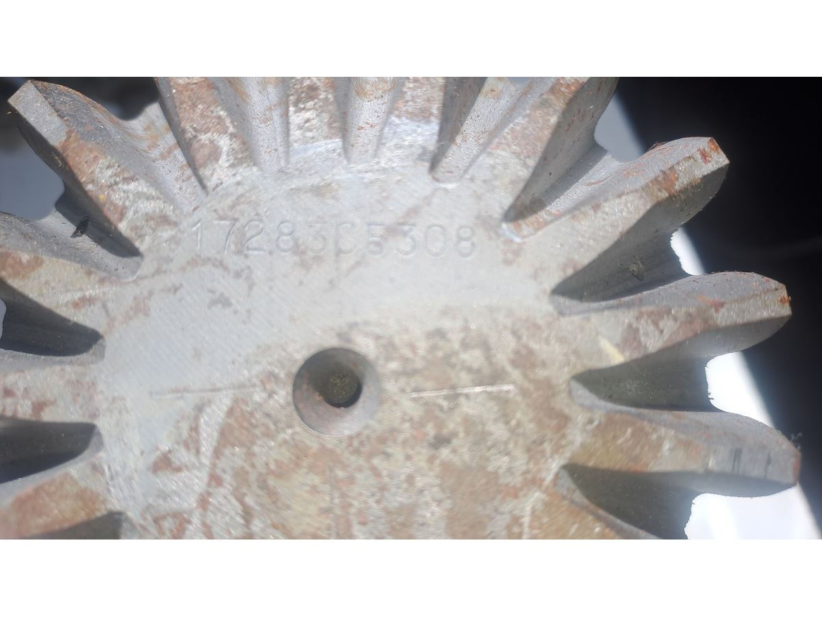 PIGNON DE DIFFERENTIEL Z17