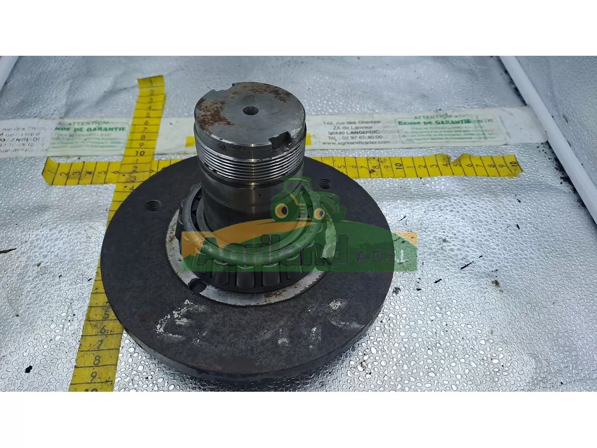 MOYEU FUSEE DE PIGNON LATERAL CENTRAL