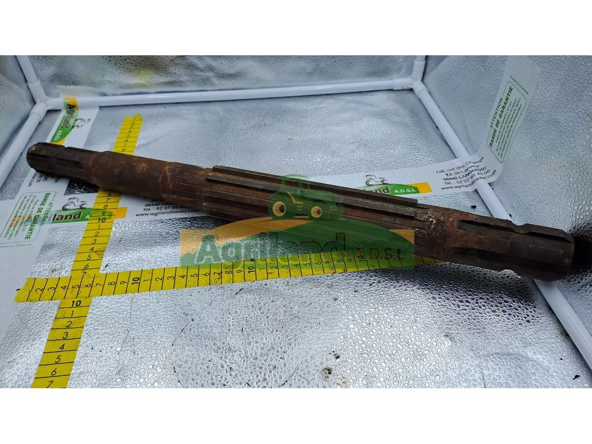 ARBRE MENANT 1"3/4 AVEC SORTIE PTO ARRIERE 1"3/8