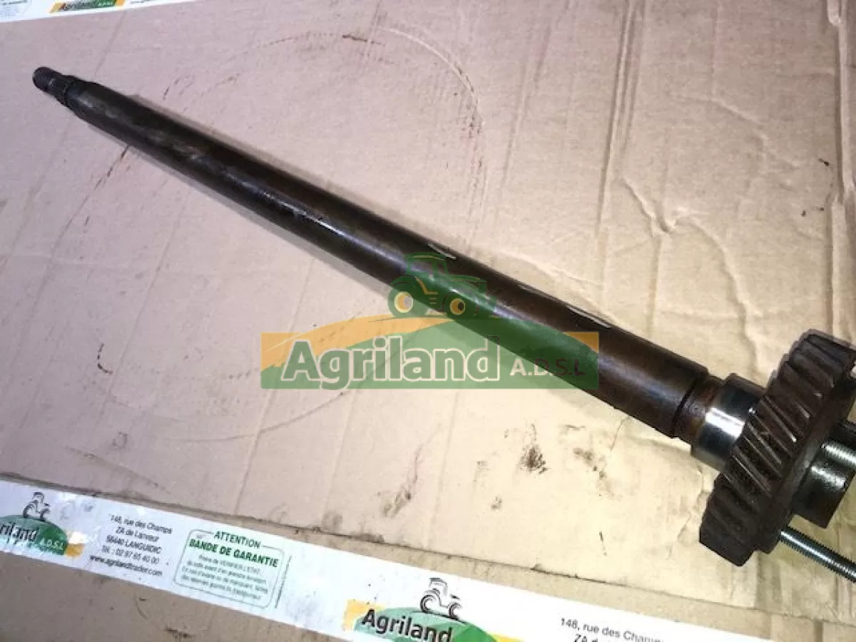 ARBRE D'ENTRAINEMENT DE LA PRISE DE FORCE   L =735 CM