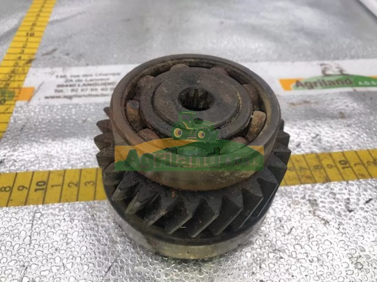 PIGNON Z28 DE LA POMPE HYDRAULIQUE 