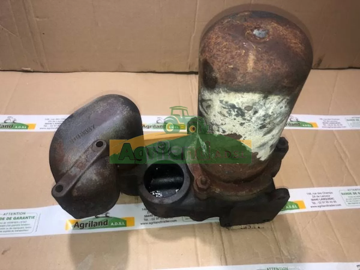 SUPPORT DE FILTRE HYDRAULIQUE 