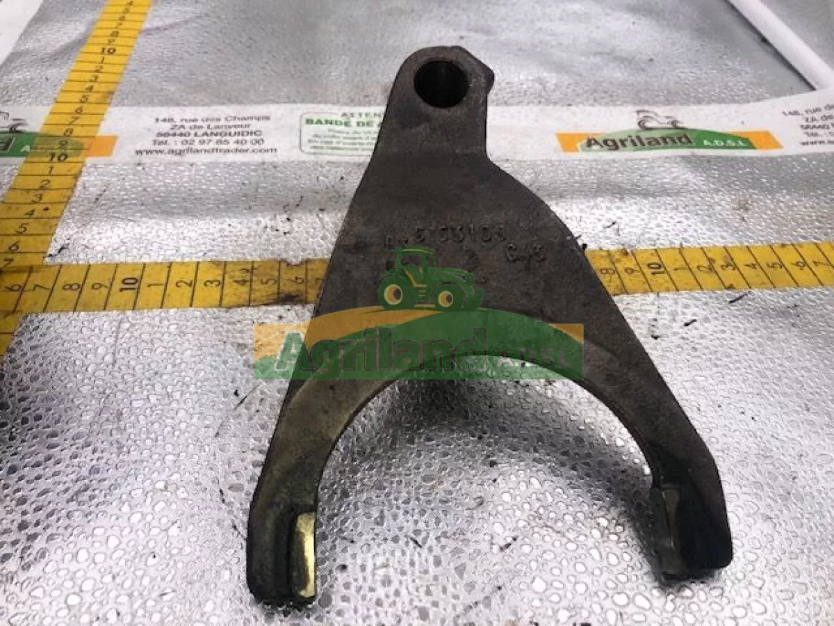 FOURCHETTE DE COMMANDE DE REDUCTEUR