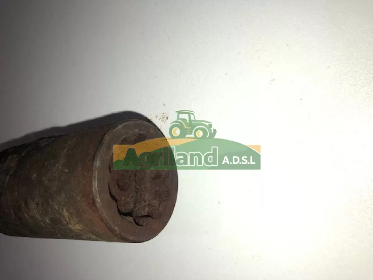 ARBRE DE TRANSMISSION DU PONT AVANT AVEC MANCHON  L=860 MM 