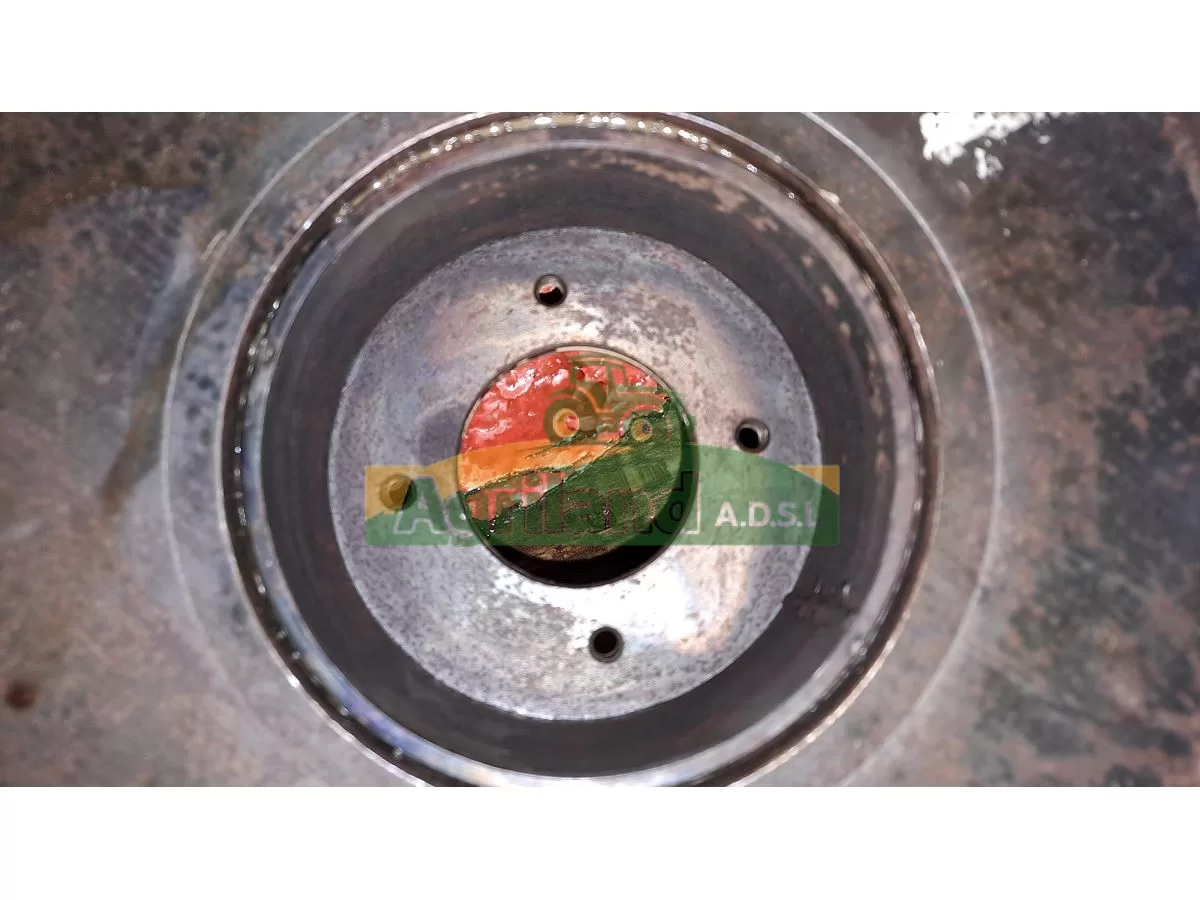 PLAQUE DE FERMETURE ARRIERE DU BOITIER CENTRAL