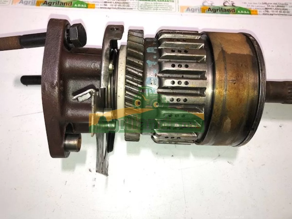 ARBRE DE TRANSMISSION  D'EMBRAYAGE 