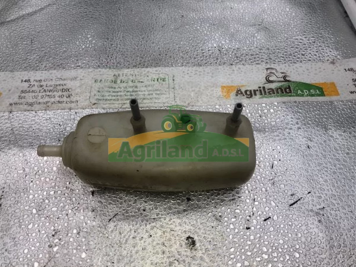 RESERVOIR DU LIQUIDE DE FREIN  158 MM L X 73 MM H X 55 MM L 