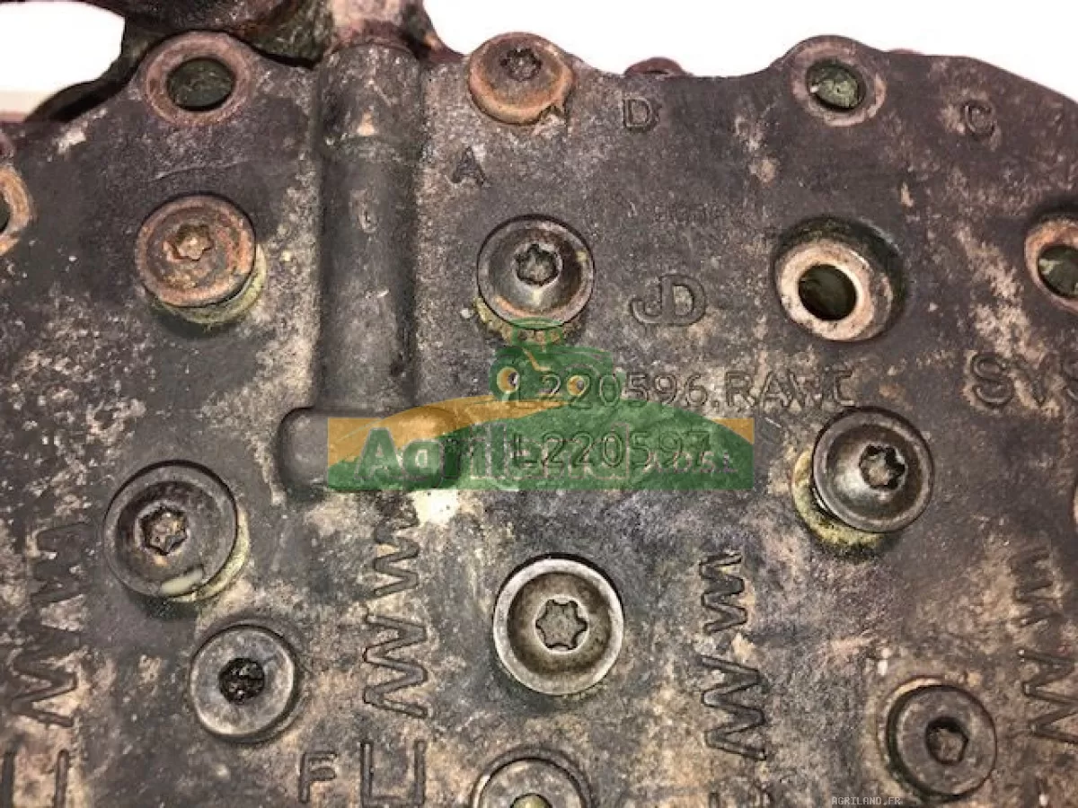 COUVERCLE DE COMMANDE DE BOITE AVEC ELECTROVANNE 