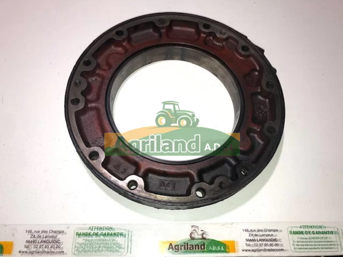 BOITIER AVEC PISTON DE FREIN