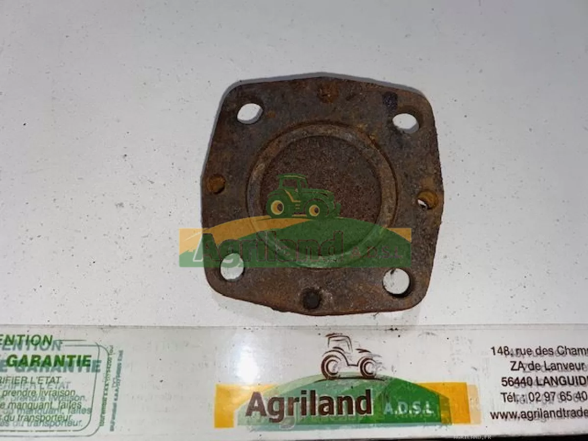 COUVERCLE DE PIVOT AVANT 